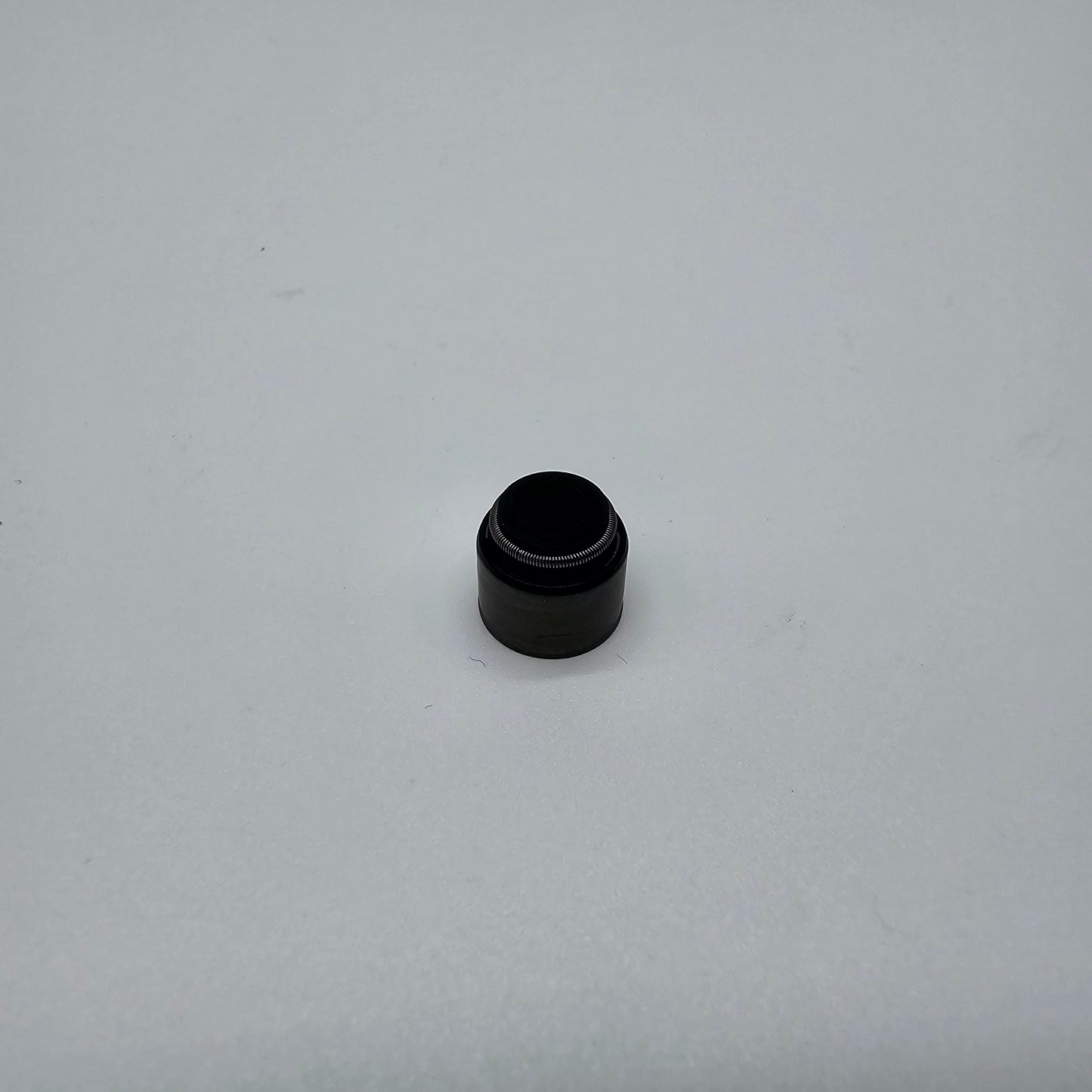 Nissan OEM Valve Stem Seal - Nissan 300ZX 350Z 370Z GT-R / Infiniti G35 G37 Q40 Q50 Q60 FX35 FX37 FX45 FX50 QX70