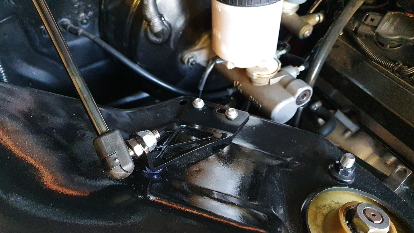 Z Garage Bonnet Strut Kit - Nissan 300ZX Z32